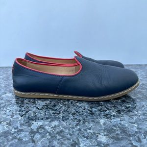 CHARIX BLUE LEATHER SLIDE ON FLATS LADIES SHOES SIZE 41 WOMENS COMFORT.